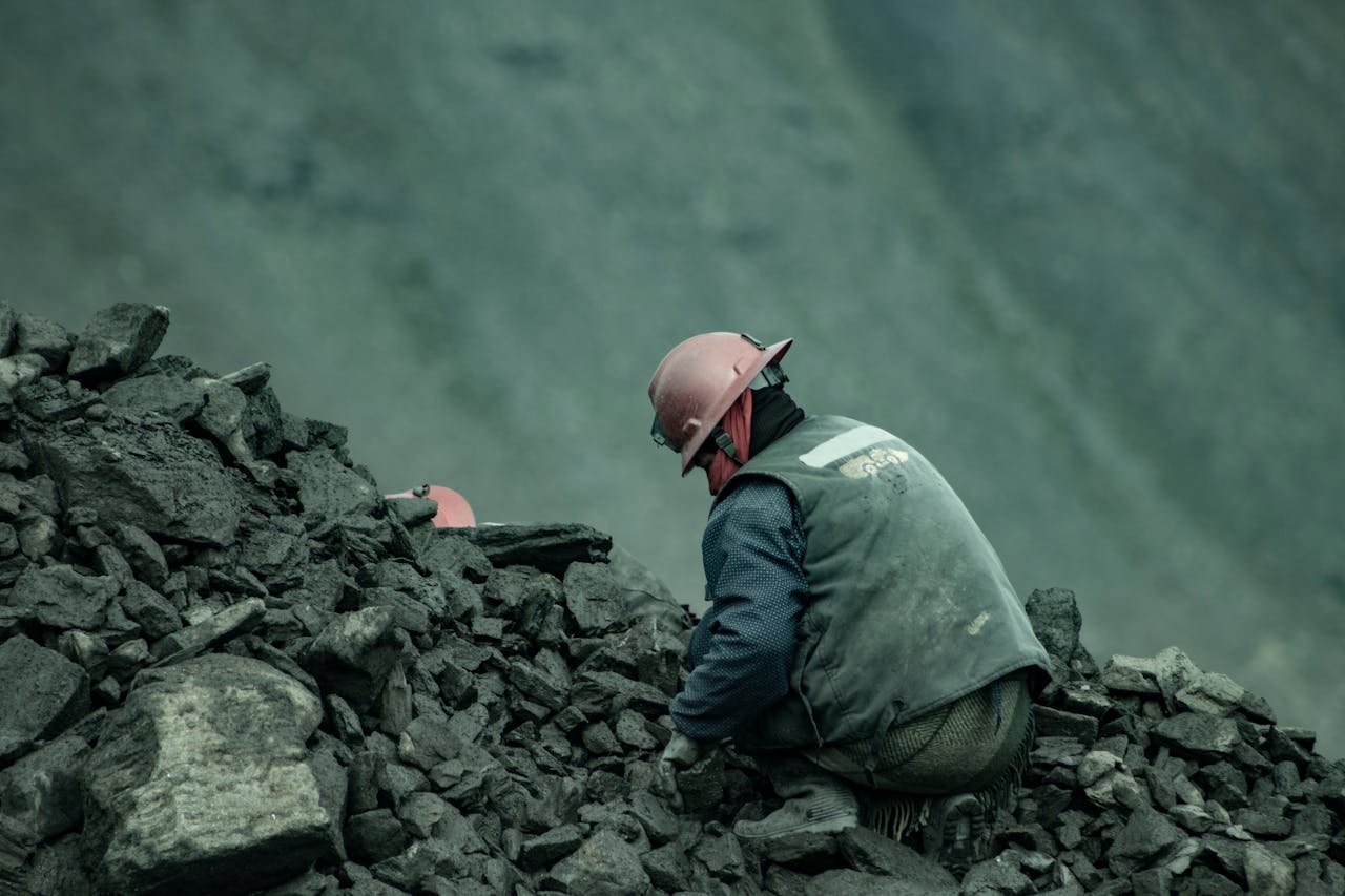 Narzędzia górnika – charakterystyka i zastosowanie w pracy pod ziemią